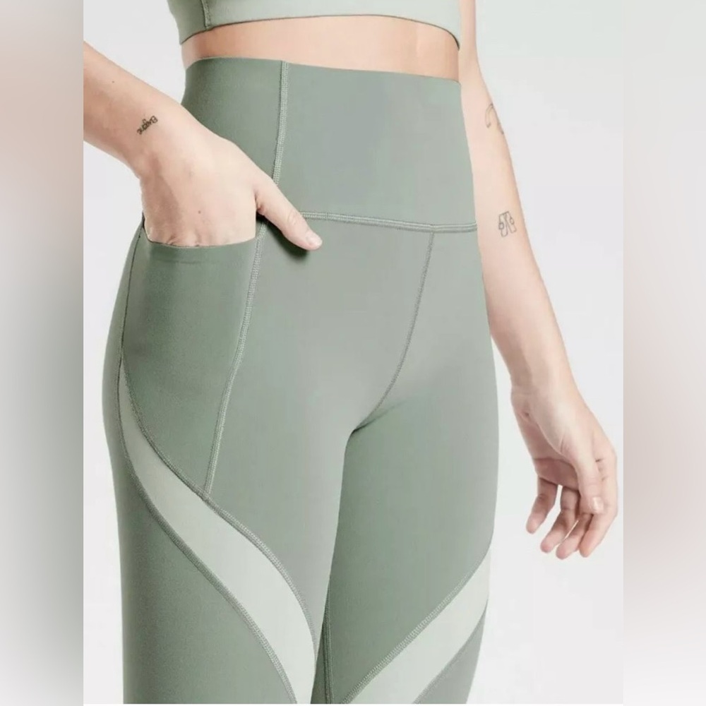 Athleta Stash Pocket Colorblock 7/8 // Lead Green - Picture 3 of 5